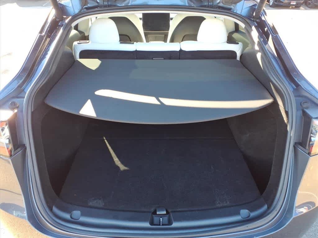 Thumbnail: 2023 Tesla Model Y - 6