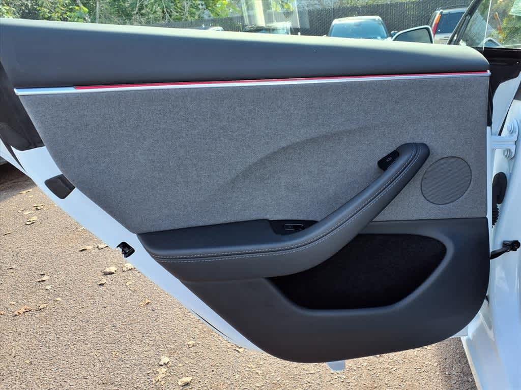 Thumbnail: 2025 Tesla Model 3 - 10