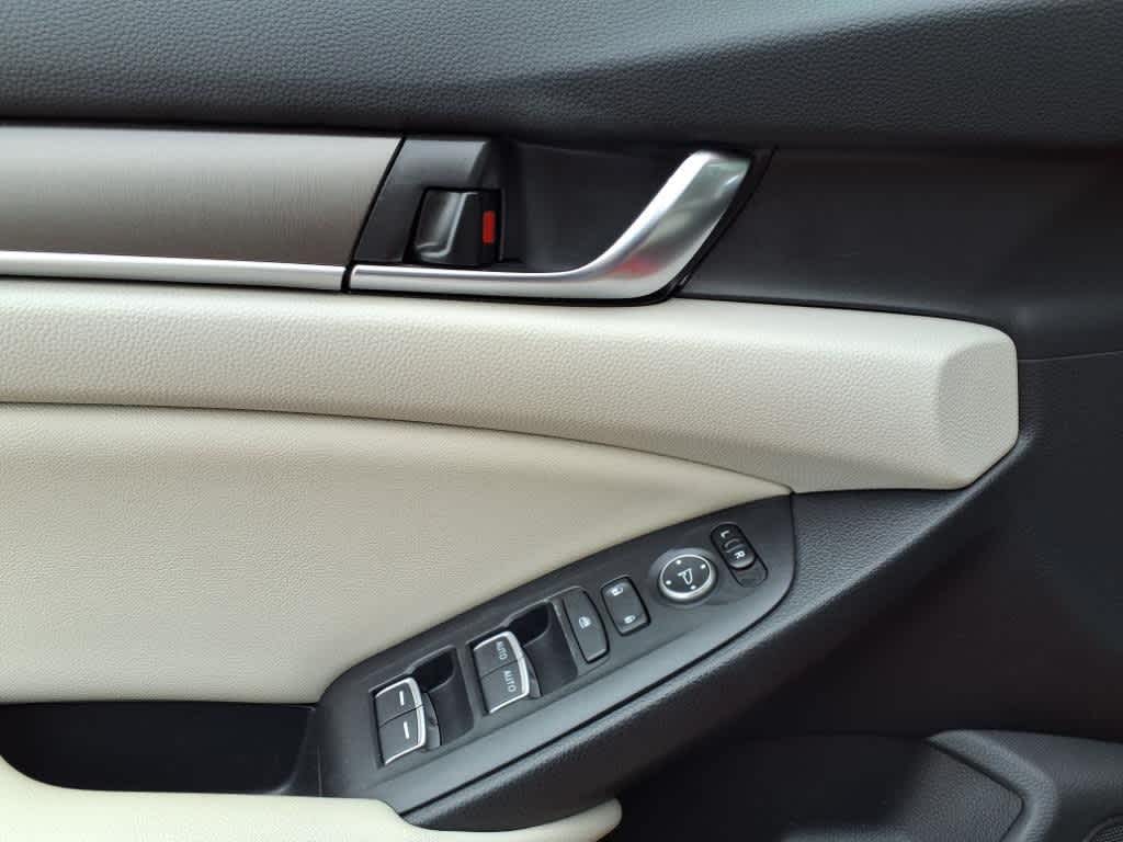 Thumbnail: 2020 Honda Accord - 13