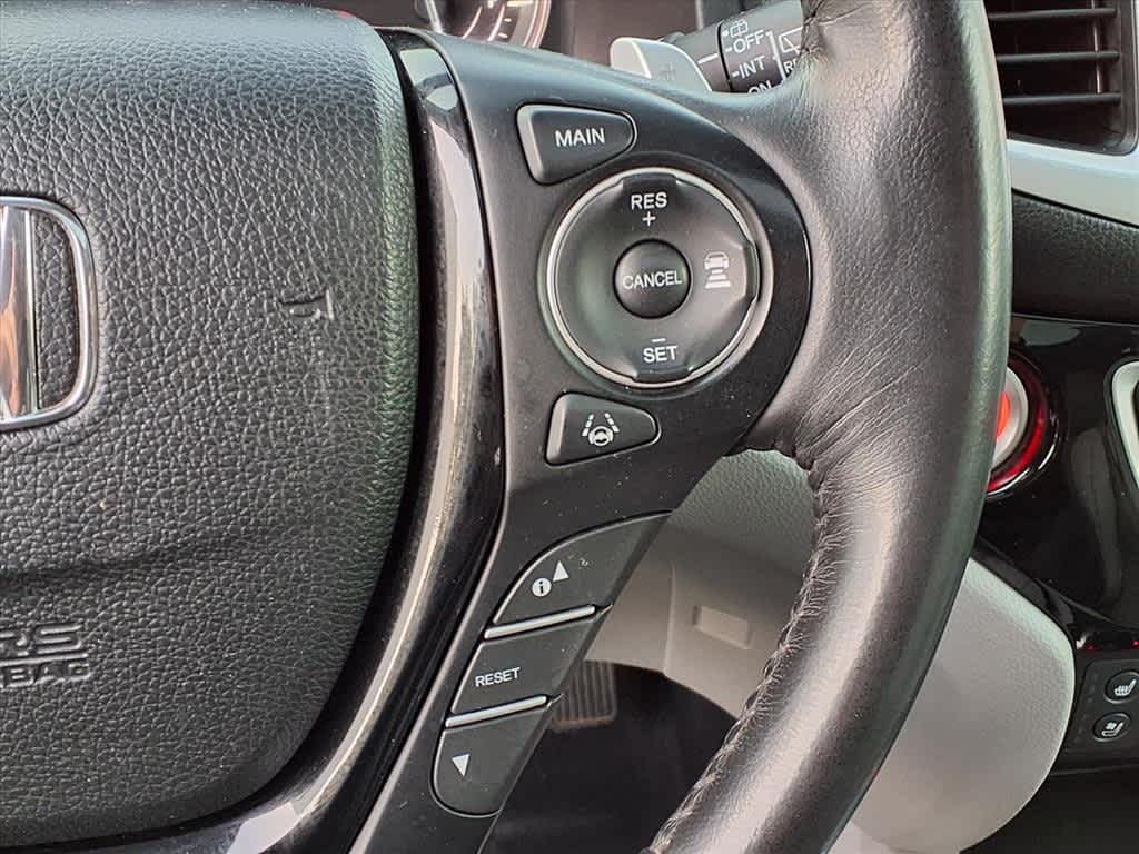 Thumbnail: 2016 Honda Pilot - 19