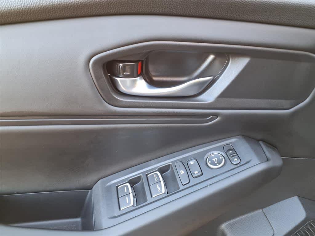 Thumbnail: 2023 Honda Accord - 14