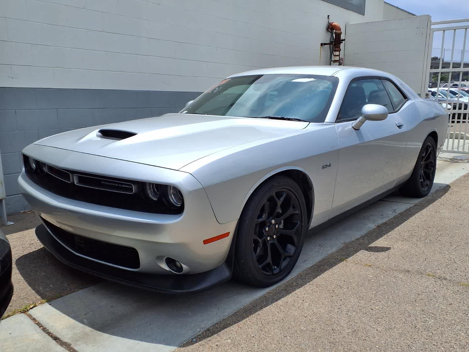 2023 Dodge Challenger R/T's photo