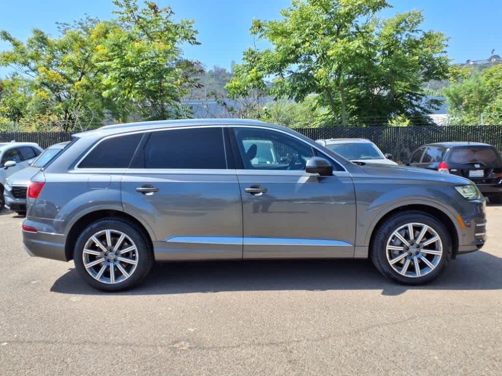 Thumbnail: 2019 Audi Q7 - 4