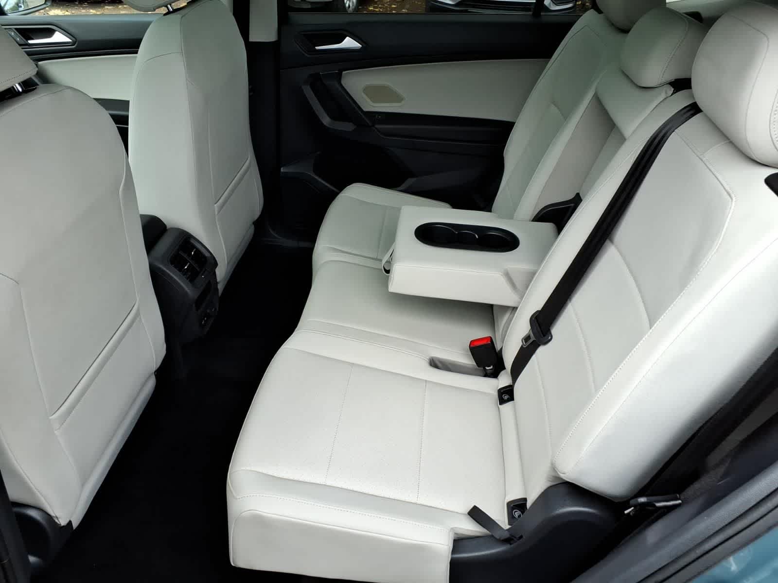 Thumbnail: 2019 Volkswagen Tiguan - 9