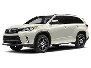 2017 Toyota Highlander LE Hero Image