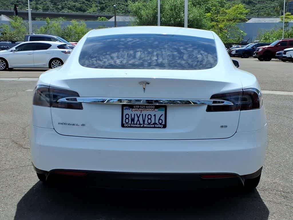Thumbnail: 2015 Tesla Model S - 6