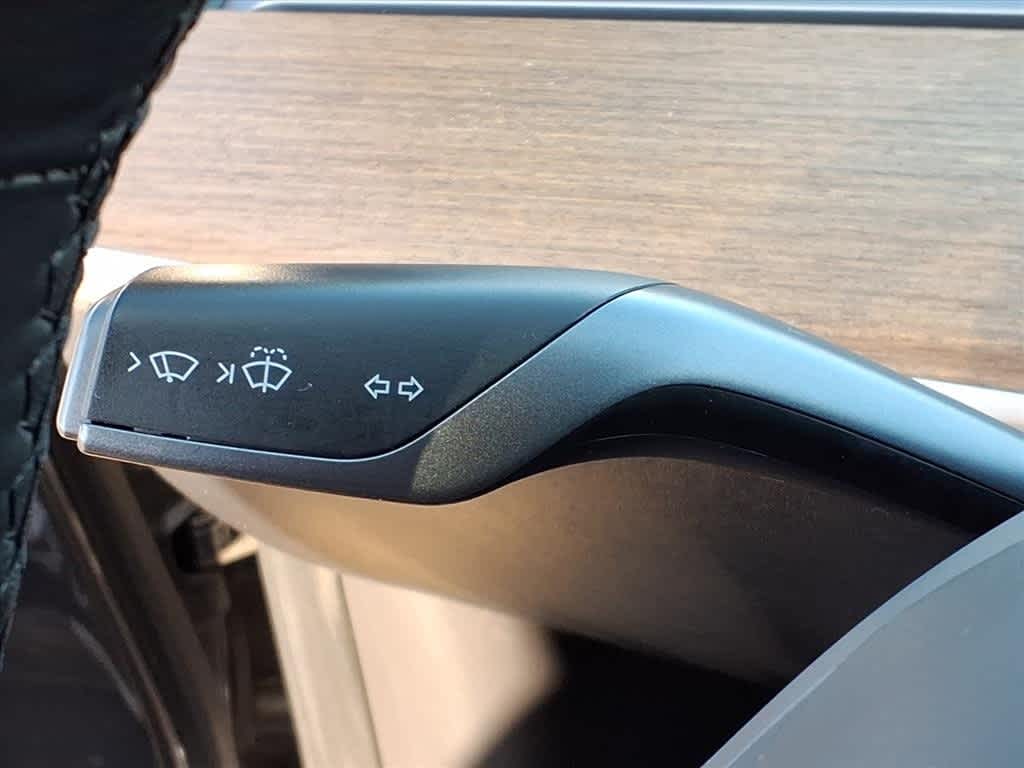 Thumbnail: 2018 Tesla Model 3 - 23