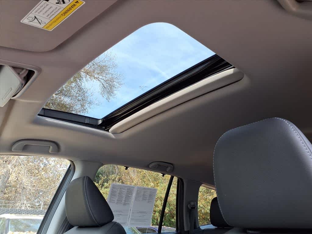 Thumbnail: 2022 Honda Pilot - 16