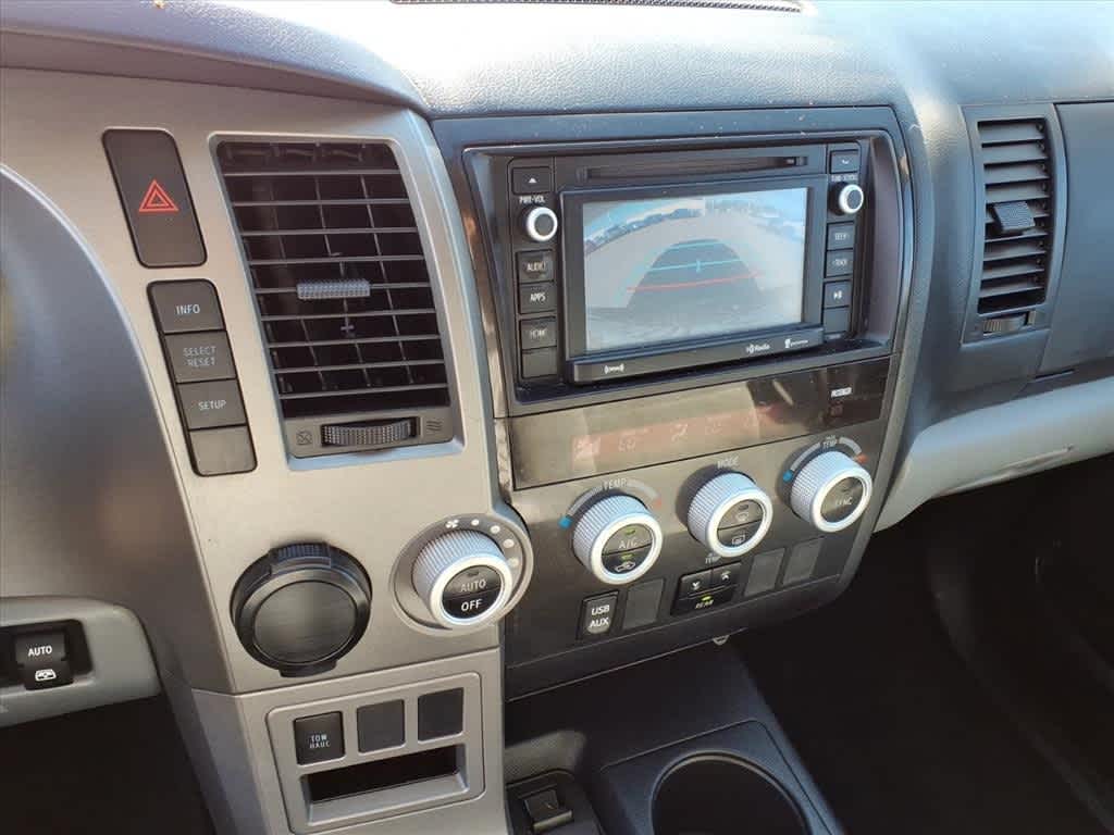 Thumbnail: 2016 Toyota Sequoia - 22