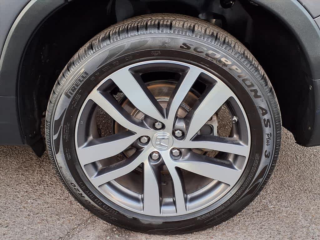 Thumbnail: 2016 Honda Pilot - 8