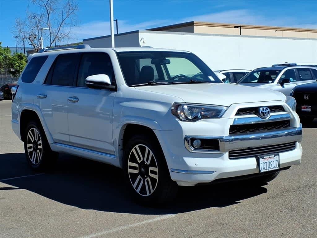 Thumbnail: 2014 Toyota 4Runner - 3