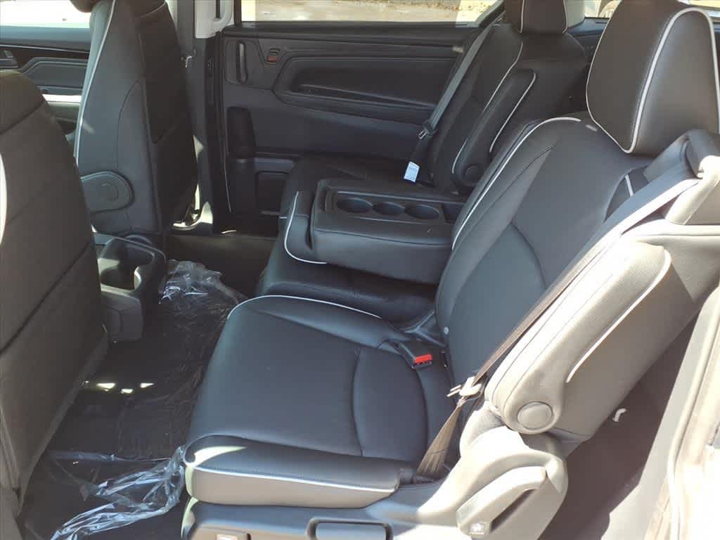 Thumbnail: 2026 Honda Odyssey - 9