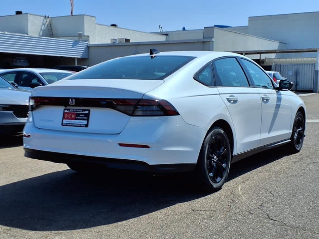 2025 Honda Accord SE photo 4