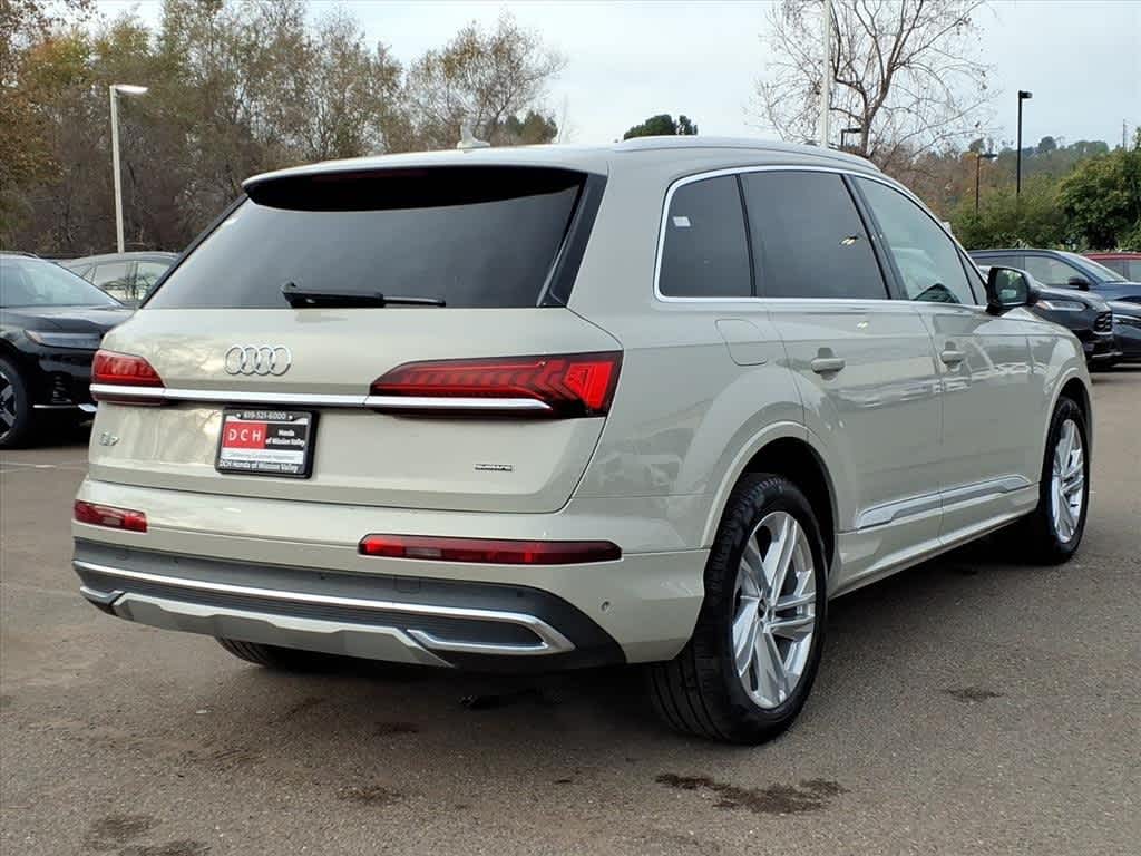 Thumbnail: 2021 Audi Q7 - 4