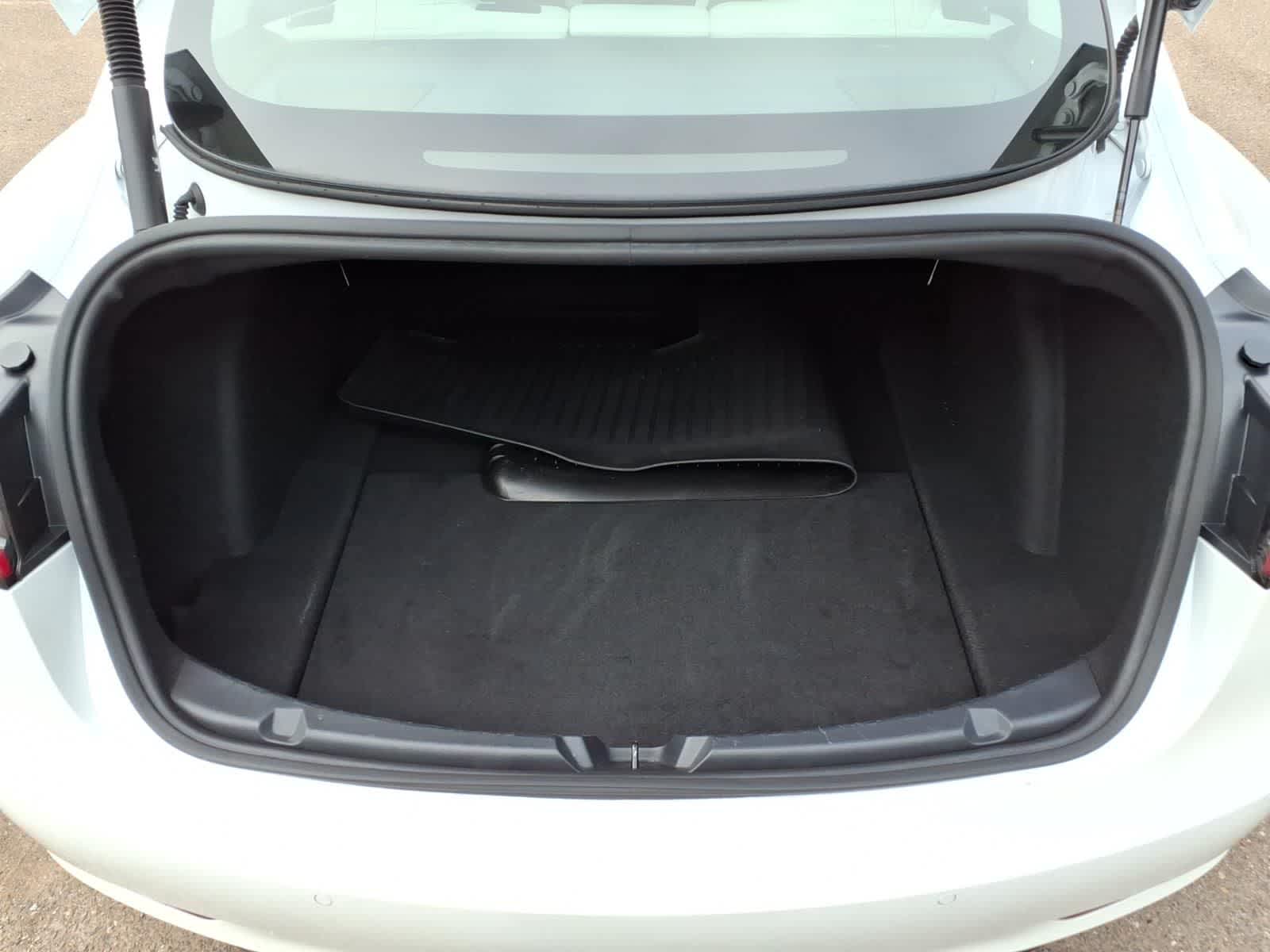 Thumbnail: 2021 Tesla Model 3 - 7