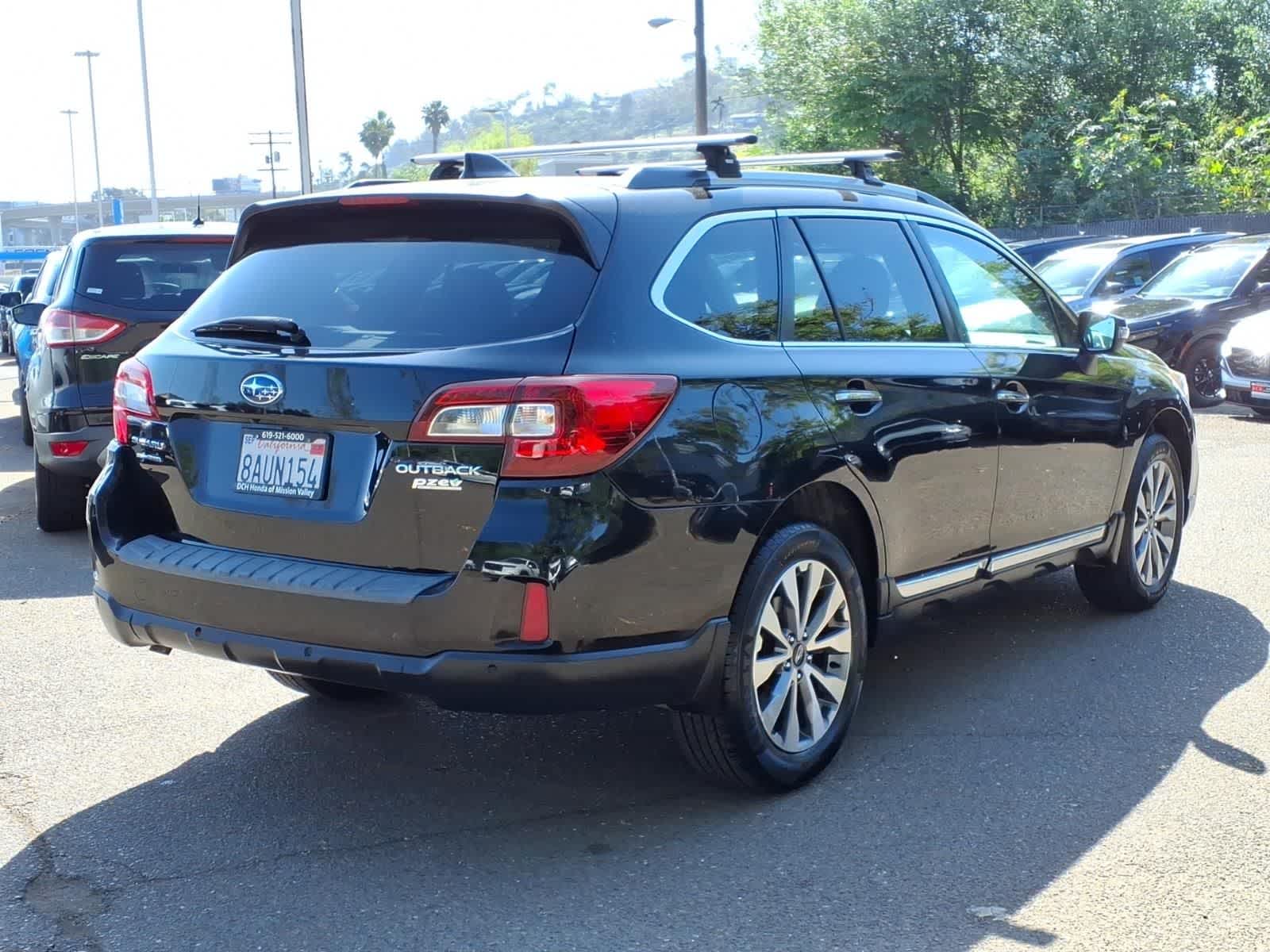 Thumbnail: 2017 Subaru Outback - 4