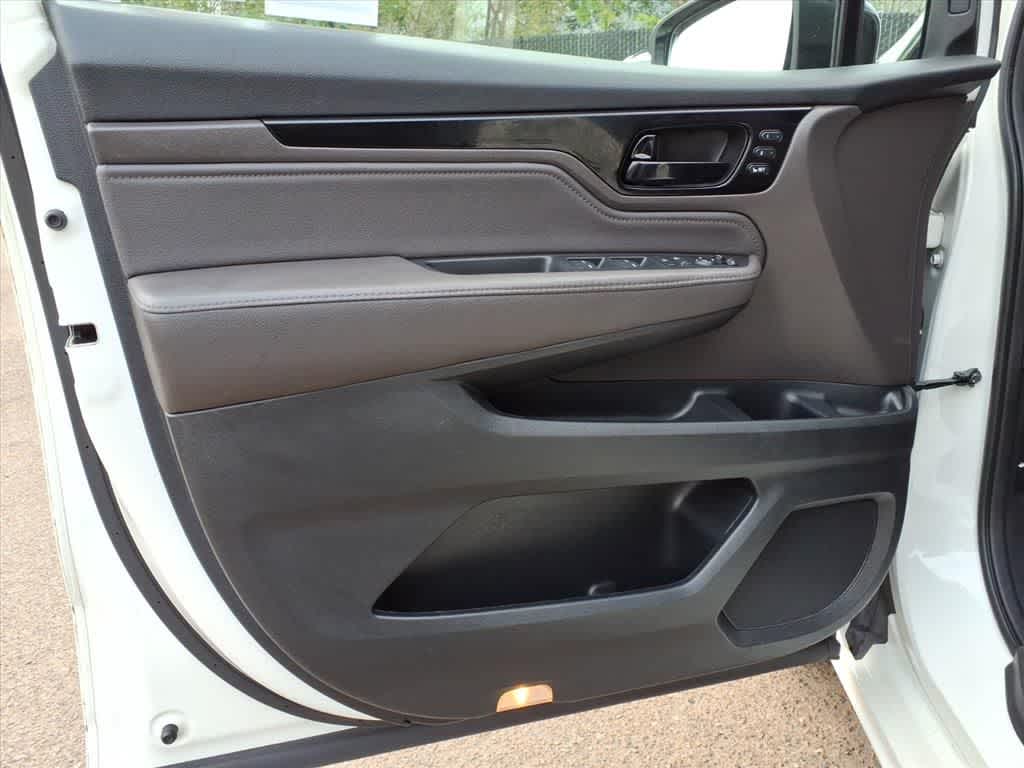 Thumbnail: 2019 Honda Odyssey - 13