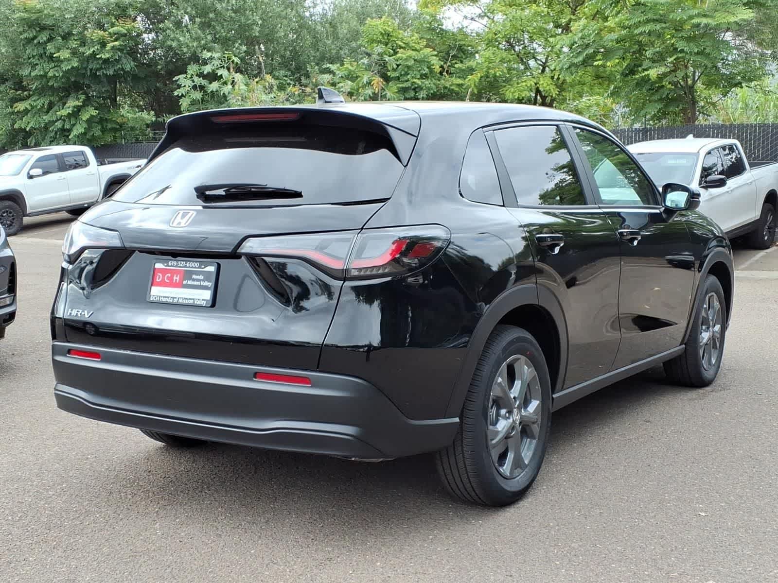 Thumbnail: 2027 Honda HR-V - 4