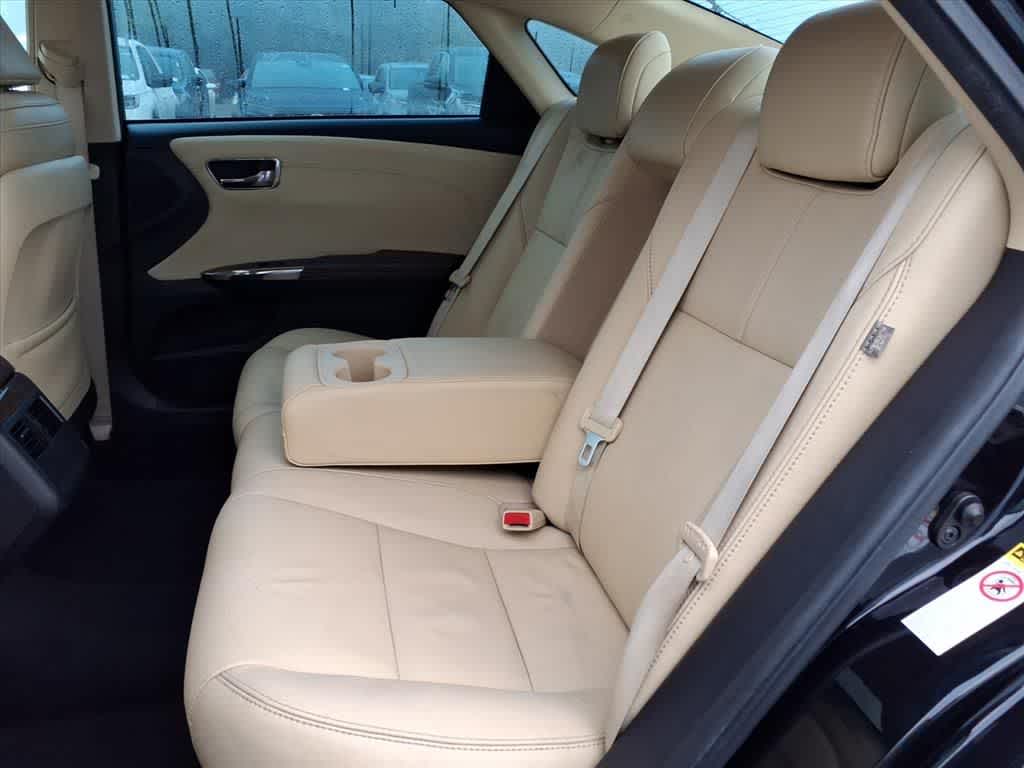 Thumbnail: 2014 Toyota Avalon - 9