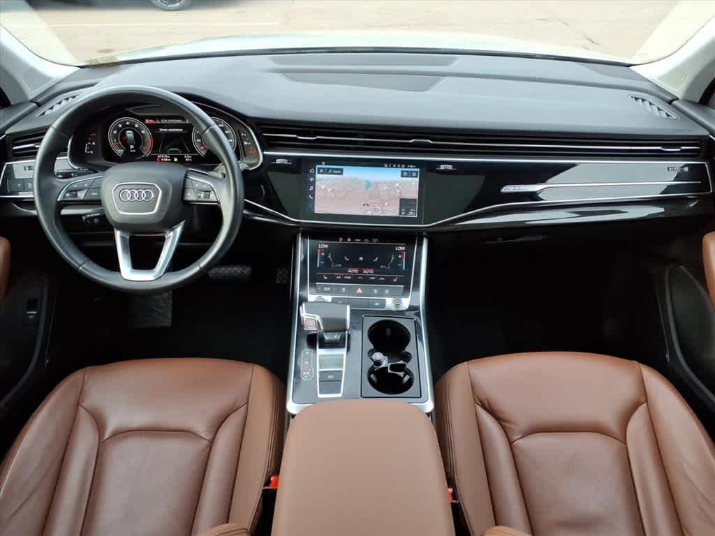 Thumbnail: 2021 Audi Q7 - 11