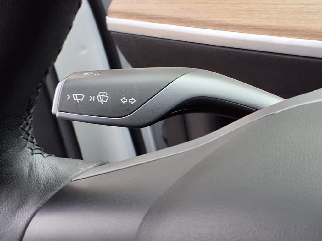 Thumbnail: 2021 Tesla Model Y - 19
