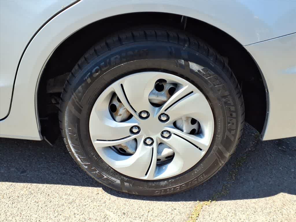 Thumbnail: 2015 Honda Civic - 8