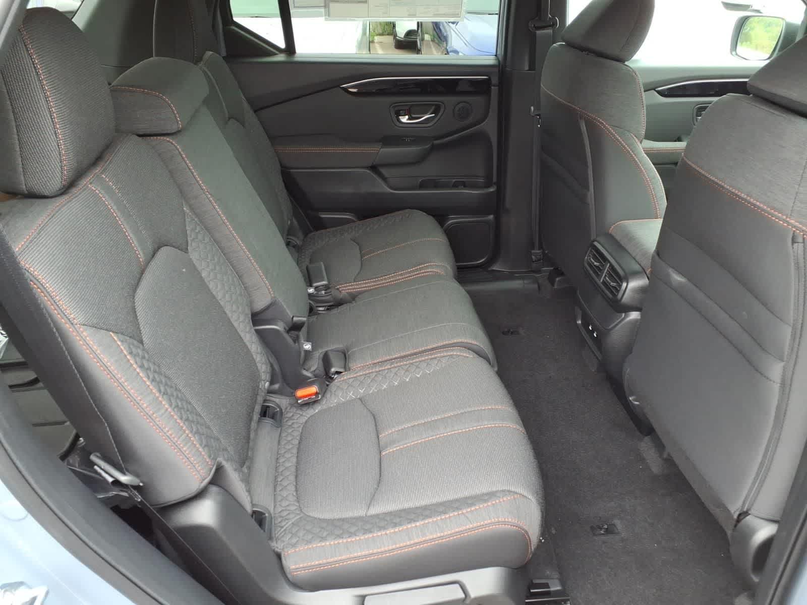 Thumbnail: 2026 Honda Pilot - 12