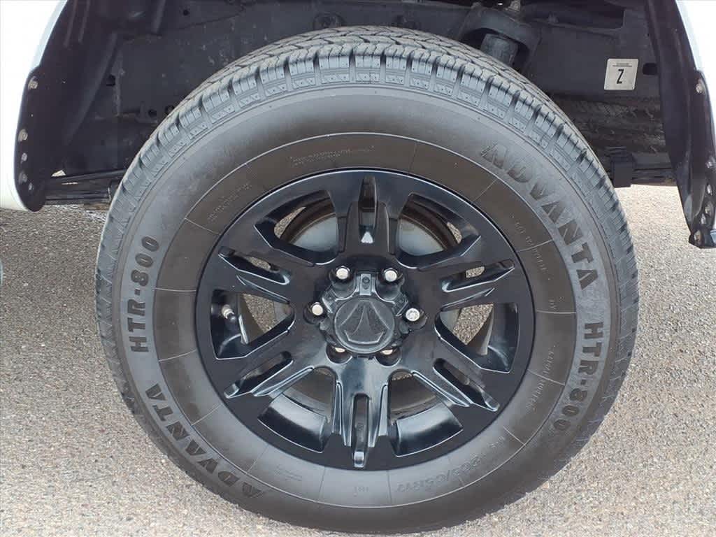 Thumbnail: 2021 Toyota Tacoma - 9