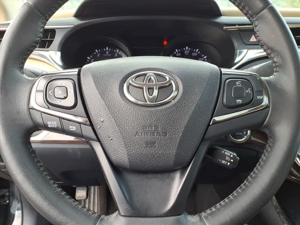 Thumbnail: 2014 Toyota Avalon - 16