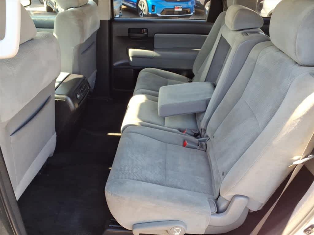 Thumbnail: 2016 Toyota Sequoia - 9