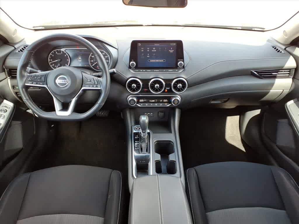 Thumbnail: 2021 Nissan Sentra - 10