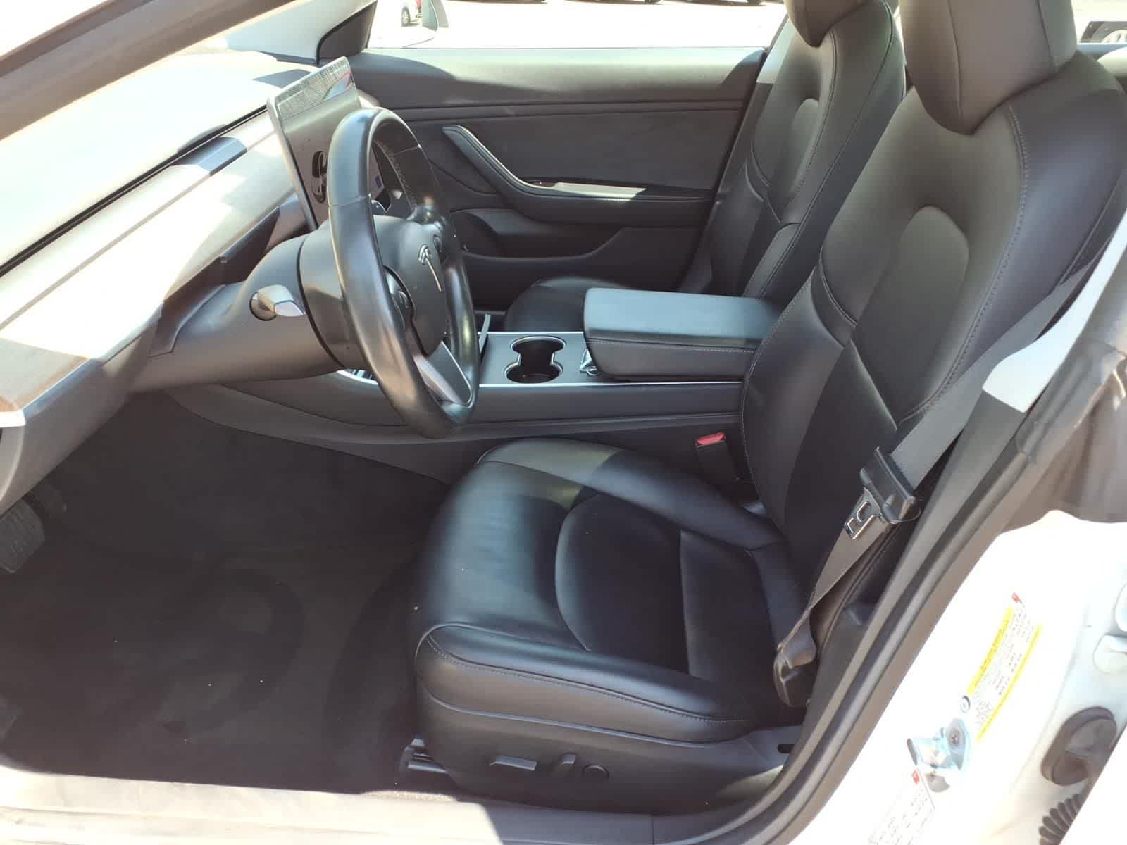 Thumbnail: 2018 Tesla Model 3 - 17