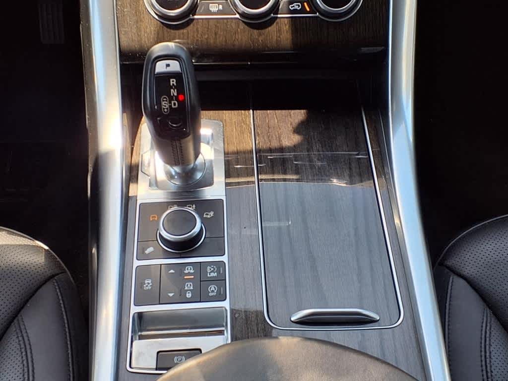 Thumbnail: 2017 Land Rover Range Rover Sport - 23