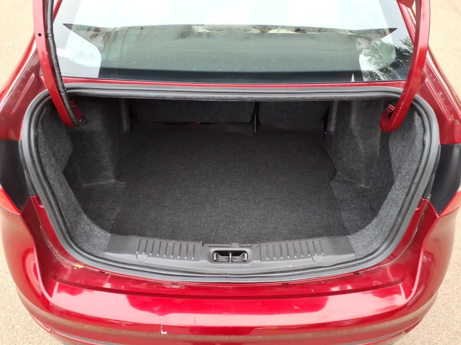 Thumbnail: 2014 Ford Fiesta - 6