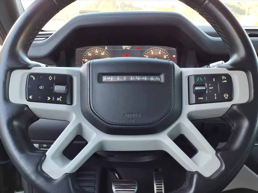 Thumbnail: 2020 Land Rover Defender - 16