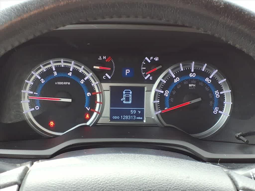 Thumbnail: 2014 Toyota 4Runner - 20