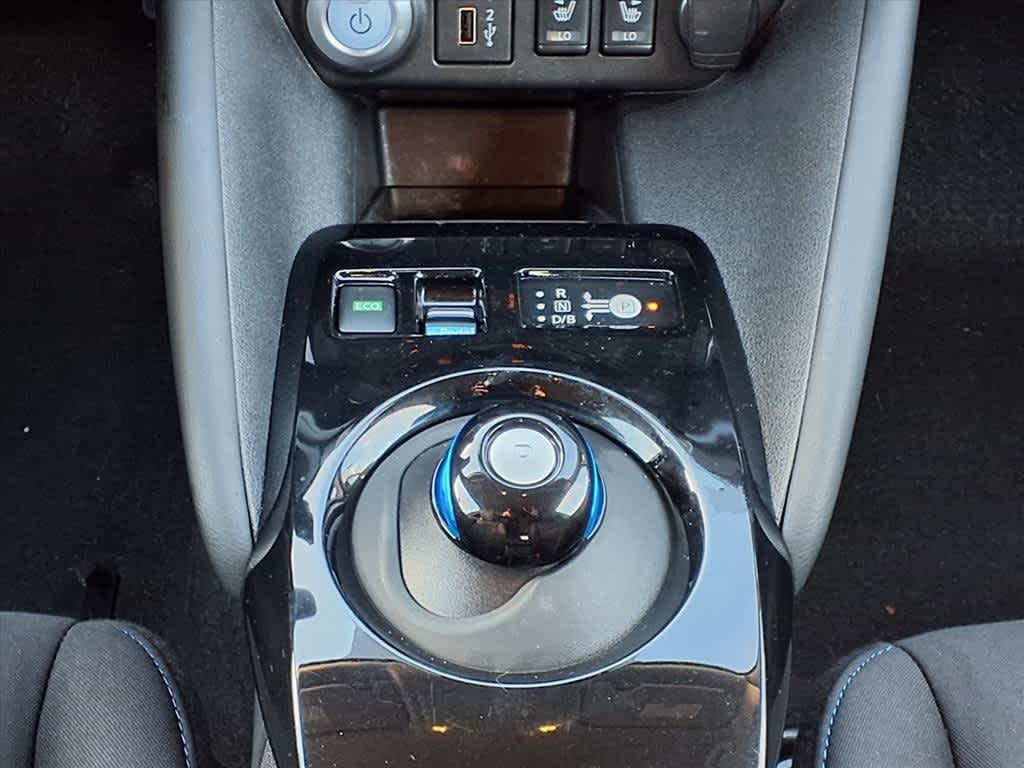 Thumbnail: 2021 Nissan Leaf - 22