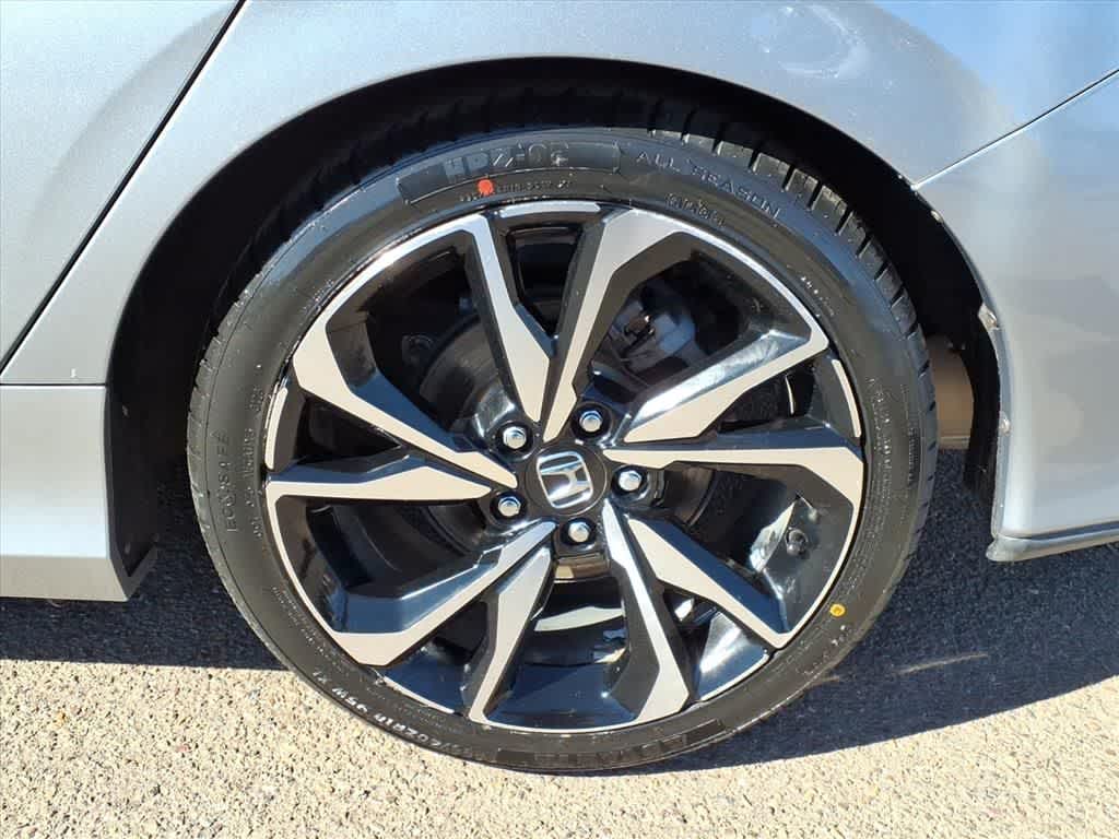 Thumbnail: 2019 Honda Civic - 8