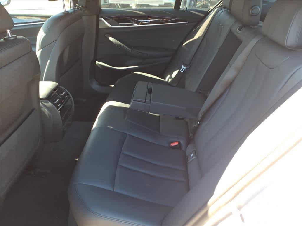 Thumbnail: 2019 BMW 5 Series - 9