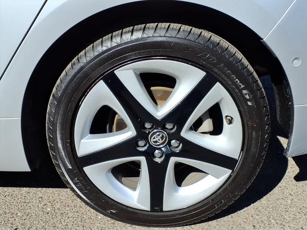 Thumbnail: 2017 Toyota Prius - 8