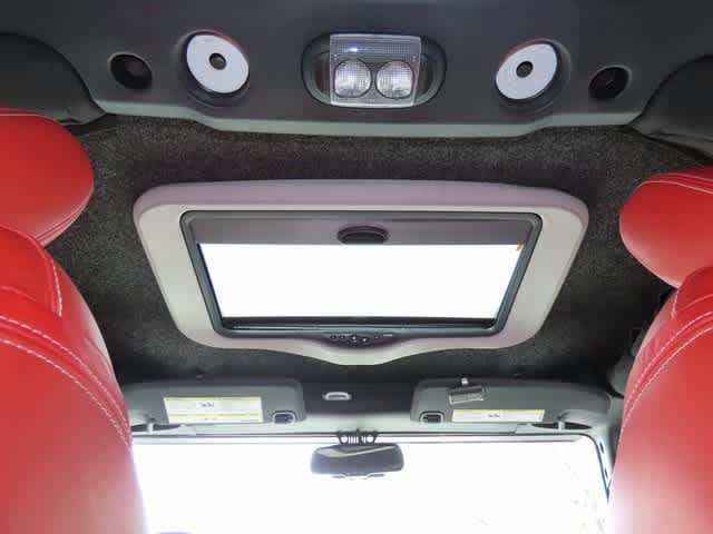 Thumbnail: 2014 Jeep Wrangler - 24