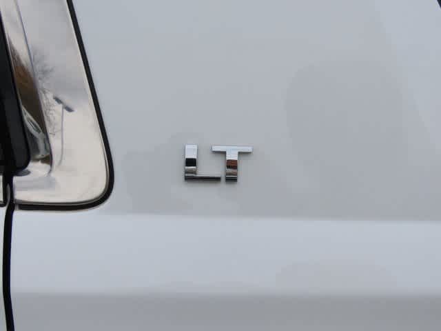 Thumbnail: 2016 Chevrolet Tahoe - 8