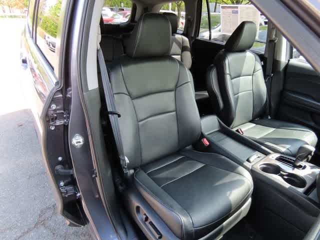 Thumbnail: 2020 Honda Pilot - 19
