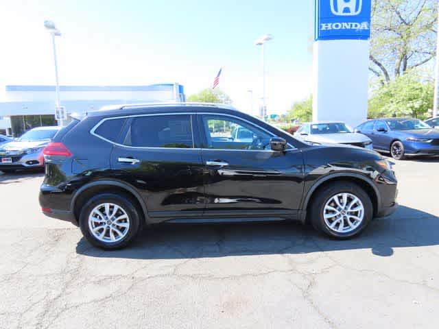 Thumbnail: 2018 Nissan Rogue - 4