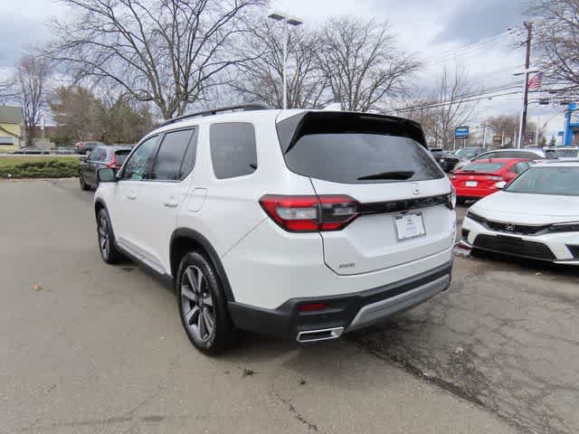 Thumbnail: 2023 Honda Pilot - 4