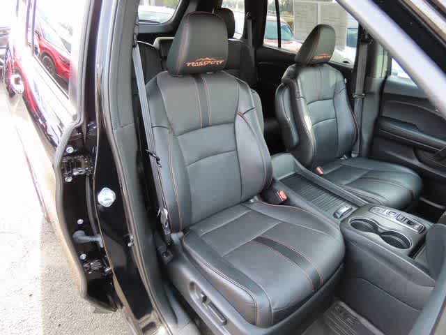 Thumbnail: 2022 Honda Passport - 16