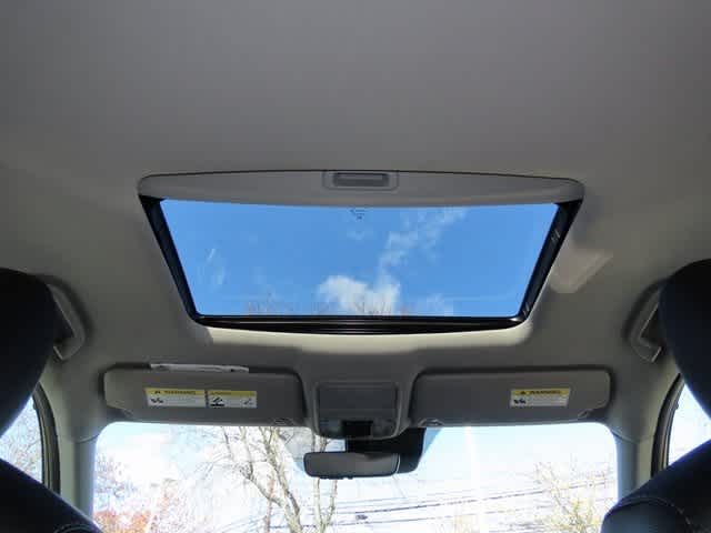 Thumbnail: 2022 Honda Pilot - 25