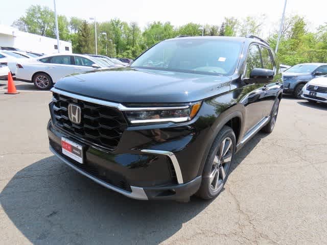2025 Honda Pilot Elite Hero Image