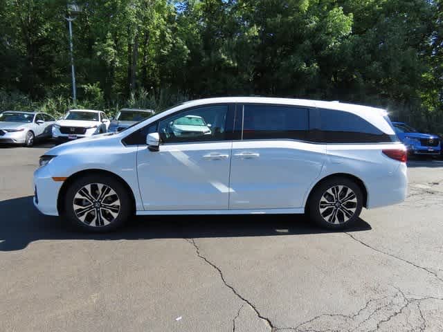 Thumbnail: 2026 Honda Odyssey - 3