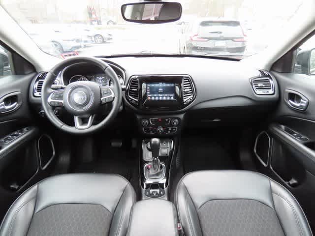 Thumbnail: 2019 Jeep Compass - 17